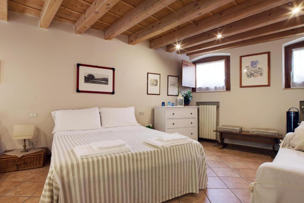 B&B Borgo Re Teodorico room 2